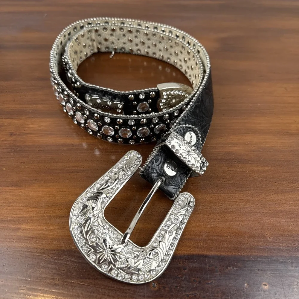 Vintage Y2K Studded Rhinestone Black‎ Leather Western Belt Sz M
